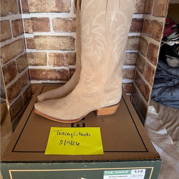 Tecovas Fawn Annie new 8.5 - Picture 3 of 4